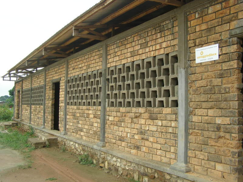 img-construction-of-classrooms-for-the-petites-sour-school-in-bangui